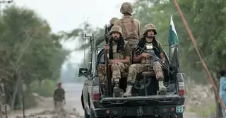 পাকিস্তানে নিরাপত্তা বাহিনীর অভিযানে নিহত ৮
